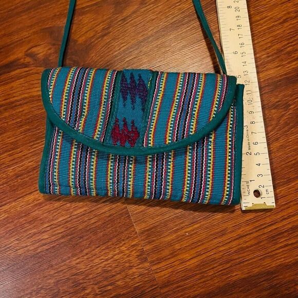 Guatemala Handmade  Colorful Quilted Stitched Crossbody bag - Picture 7 of 10